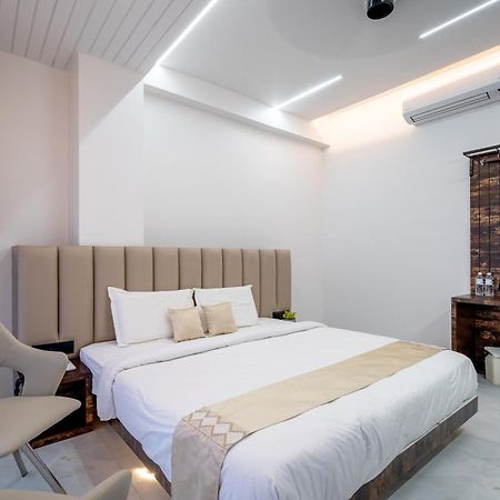 Hotel Darshan Executive Tuljapur Εξωτερικό φωτογραφία