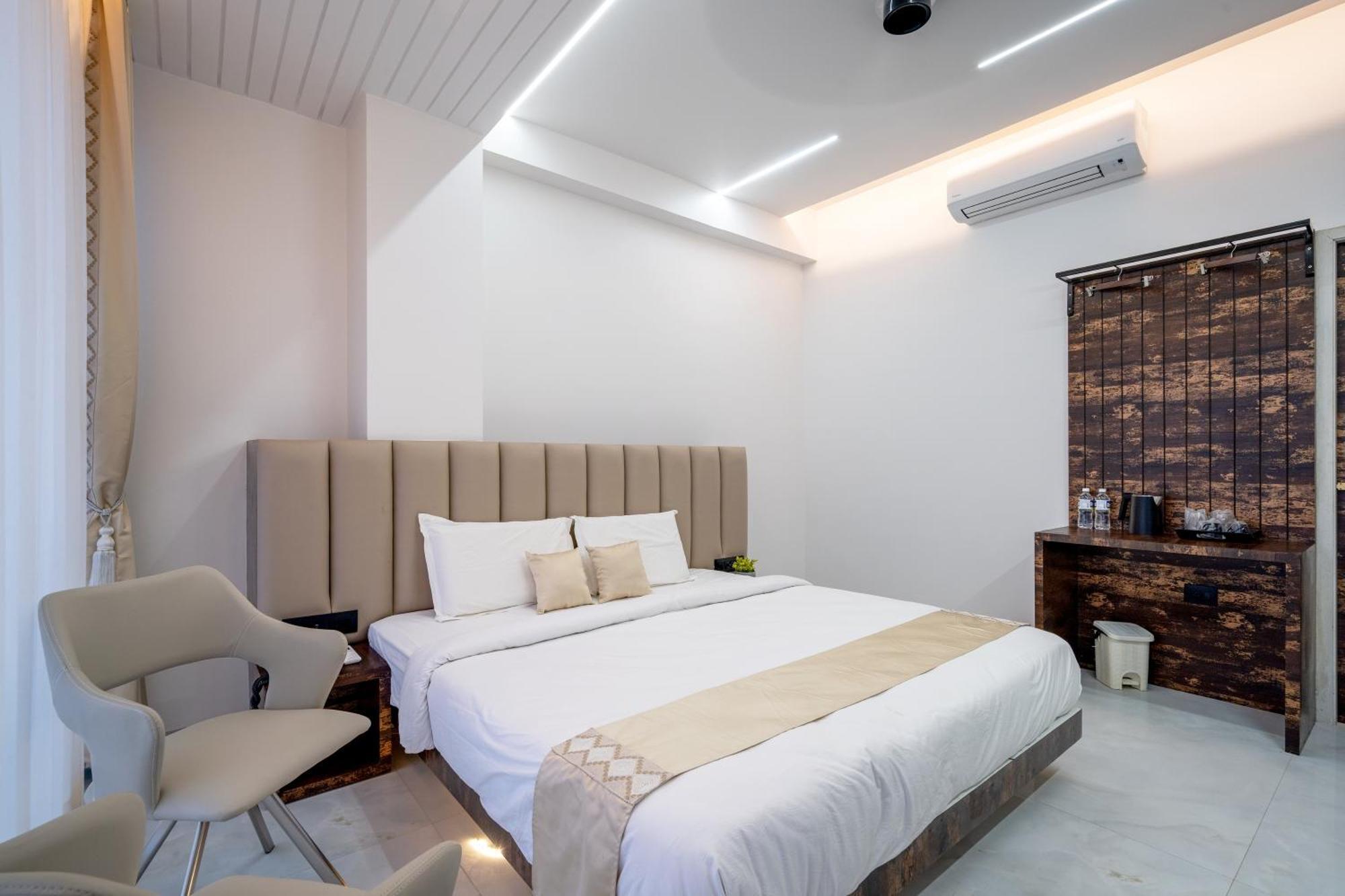Hotel Darshan Executive Tuljapur Εξωτερικό φωτογραφία