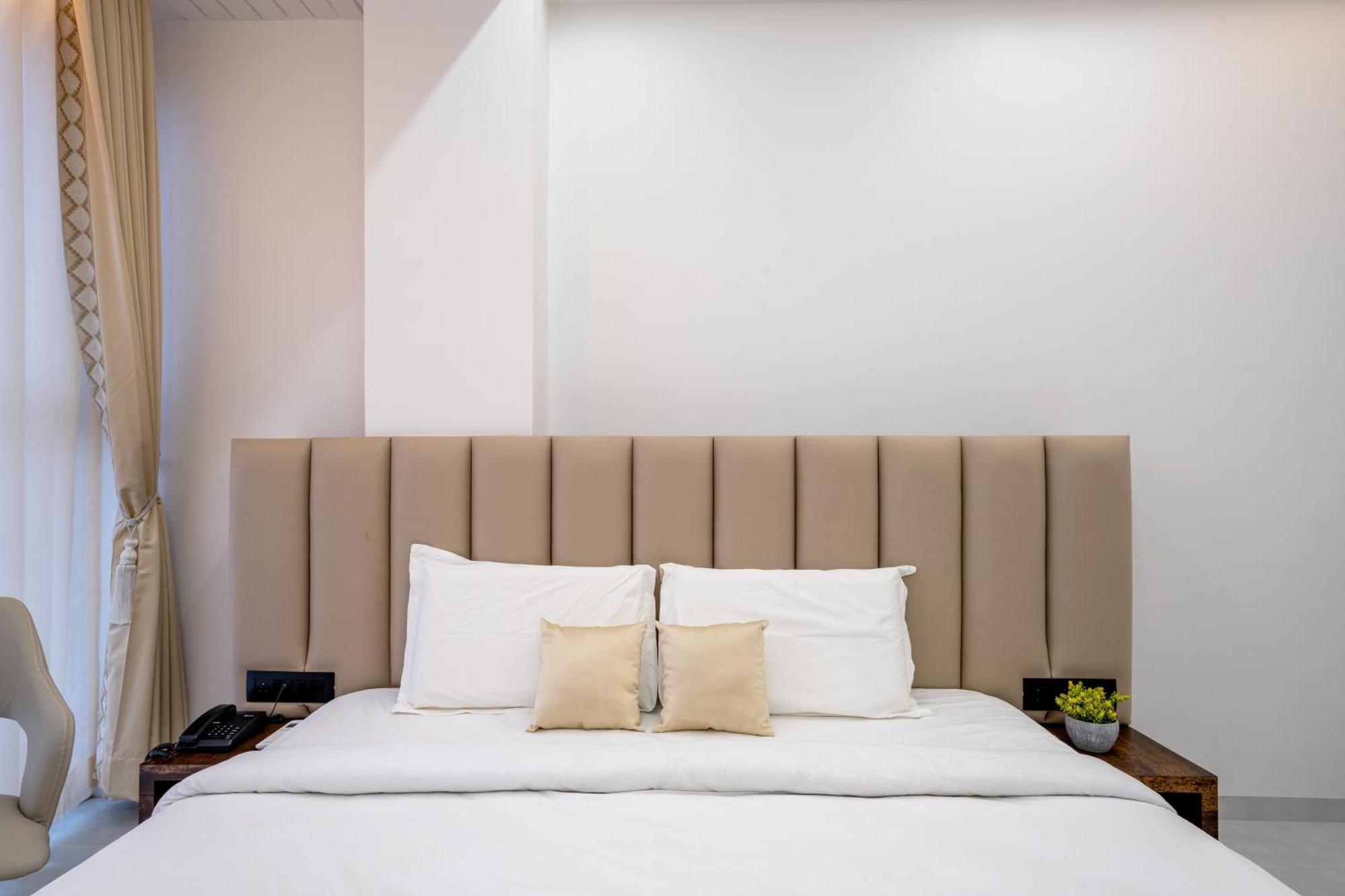 Hotel Darshan Executive Tuljapur Εξωτερικό φωτογραφία