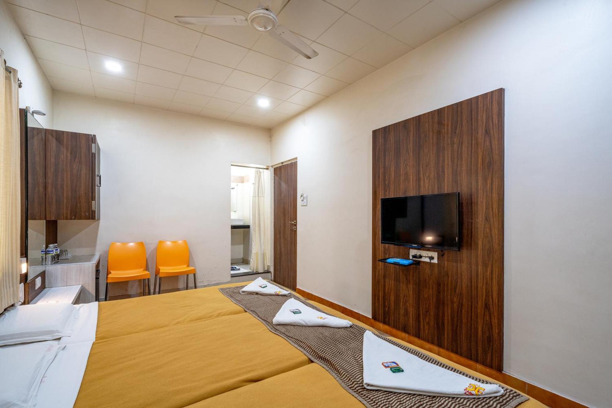 Hotel Darshan Executive Tuljapur Εξωτερικό φωτογραφία