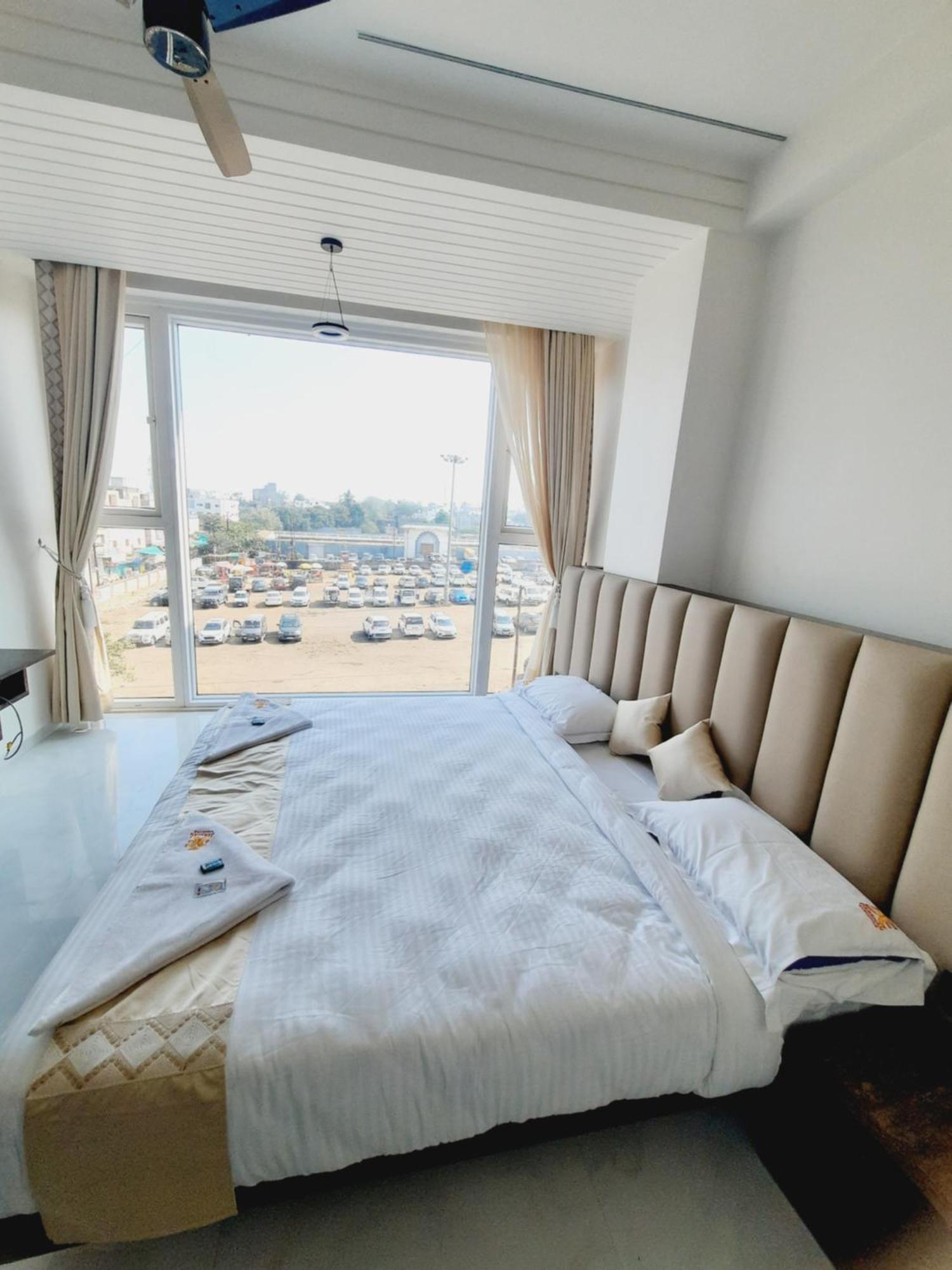 Hotel Darshan Executive Tuljapur Εξωτερικό φωτογραφία
